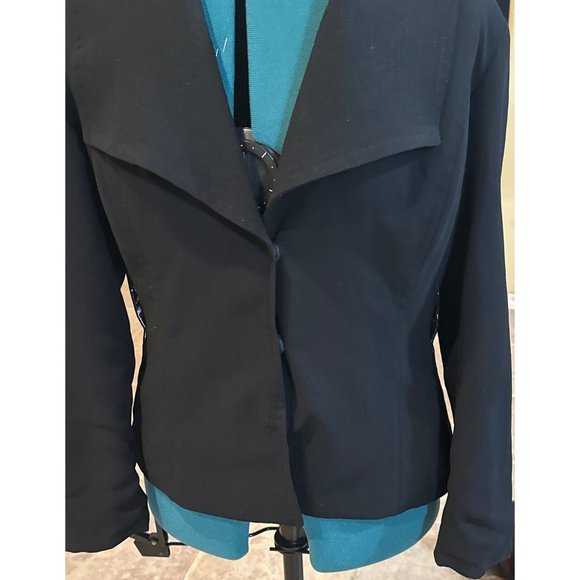 Harold's Jacket Blazer Solid Black Color 3-Button w/Notch Lapel Neckline Size 10 - Picture 2 of 15